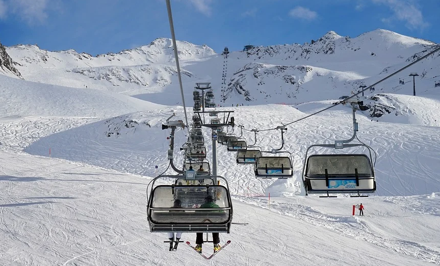 情况失控!罗马400人幼儿园现变种感染!突发:"最恐怖"埃博拉卷土重来! ...