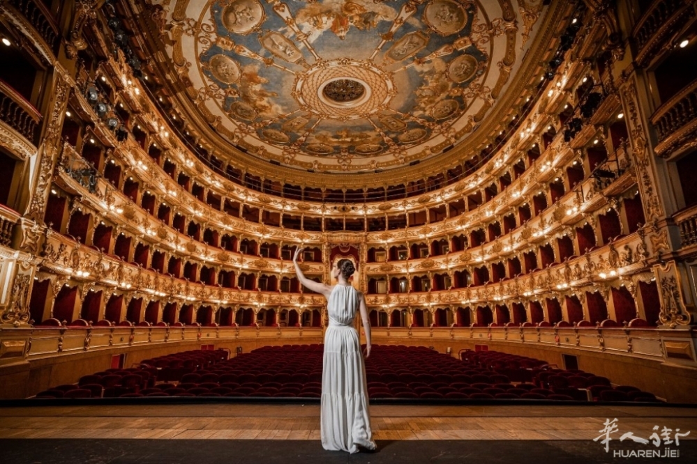 brescia-teatro-grande-1200x800.jpeg