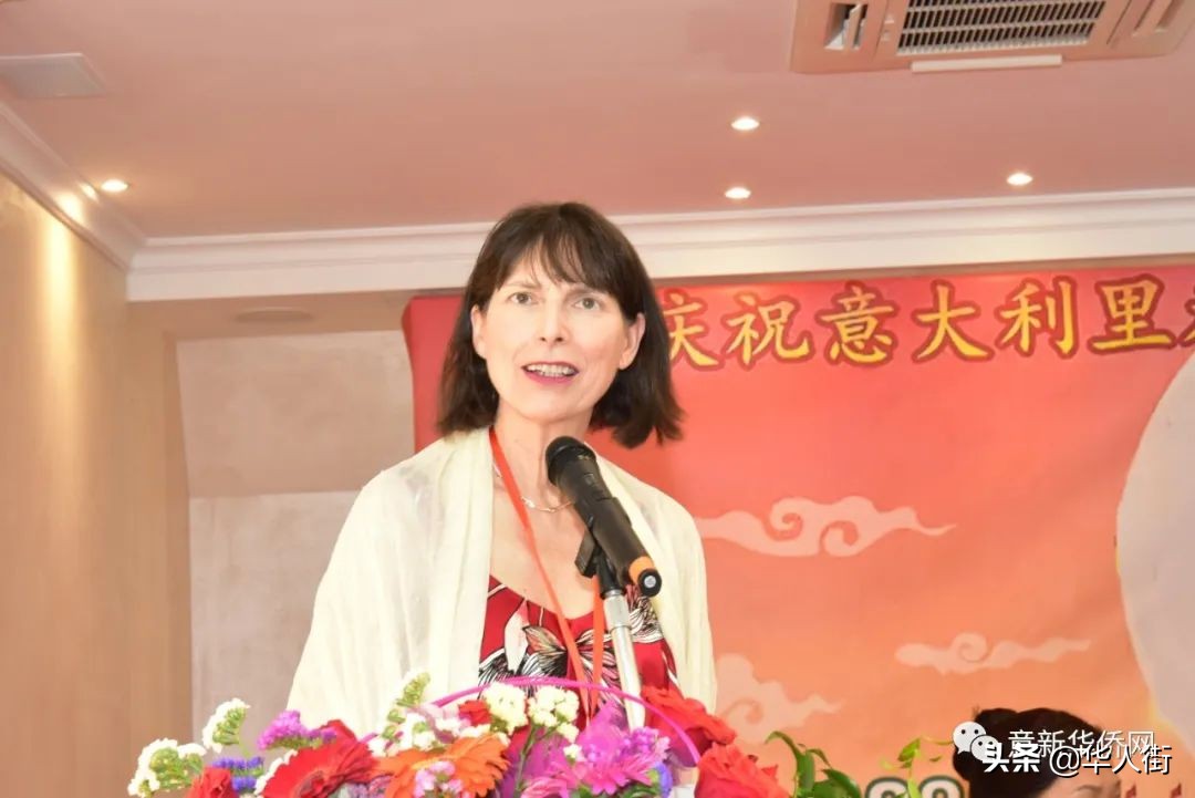 意大利里米尼华侨华人妇女联谊总会成立，张春华女士荣任首届会长