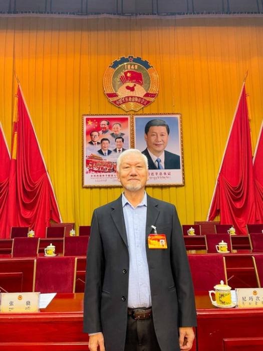 谢文·根多
·归国藏胞
·全国政协委员
·西藏自治区侨联副主席 谢文·根多
·归国藏胞
·全国政协委员
·西藏自治区侨联副主席