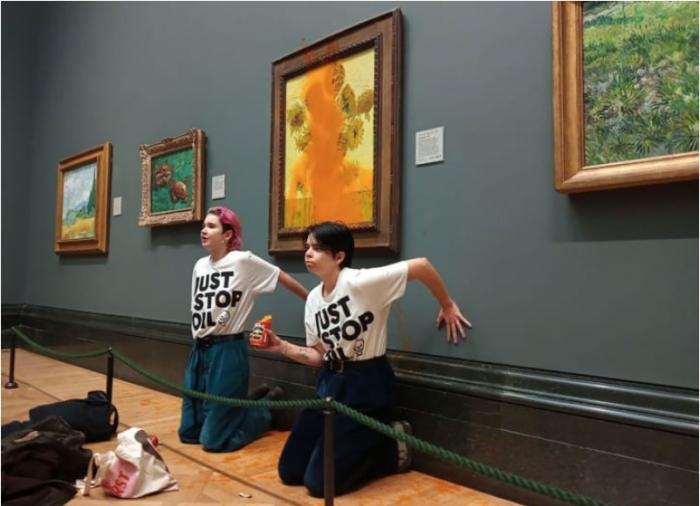 图片来源:“停止采石油(Just Stop Oil)”组织截图。 article_img