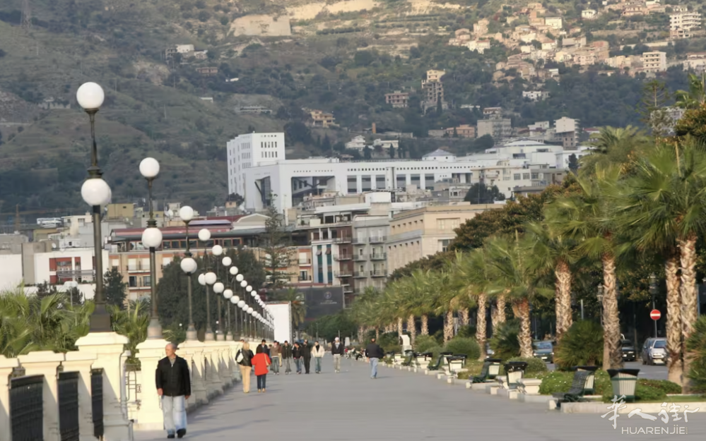 截屏2022-12-13 22.44.19.png