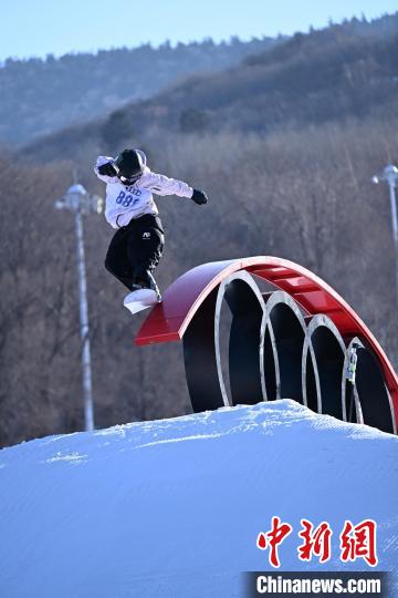 苏翊鸣在比赛 吉林市冰雪试验区供图 article_img