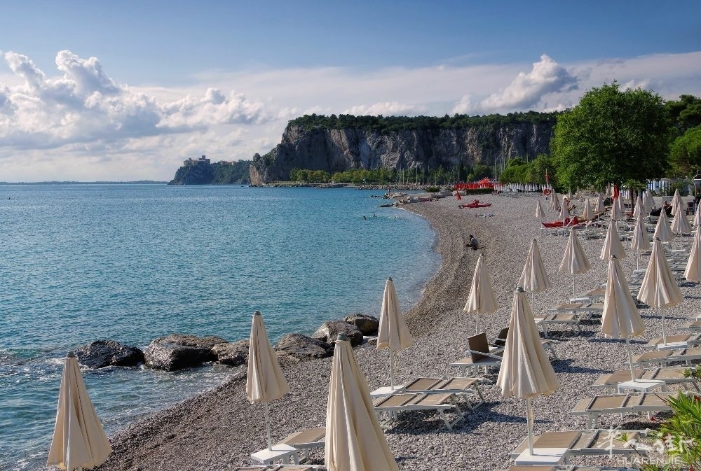 spiaggia_di_sistiana__1613128352.jpeg