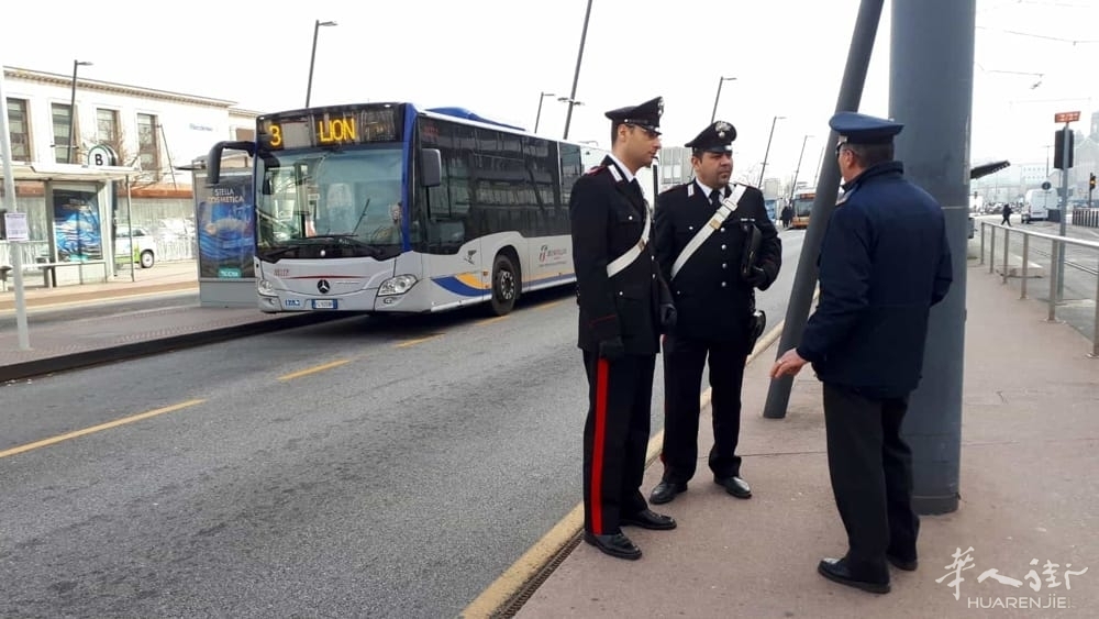 carabinieri stazione autobus busitalia2-2-2.jpeg