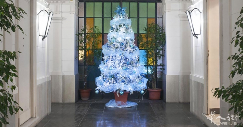 albero-natale-condominio.jpg