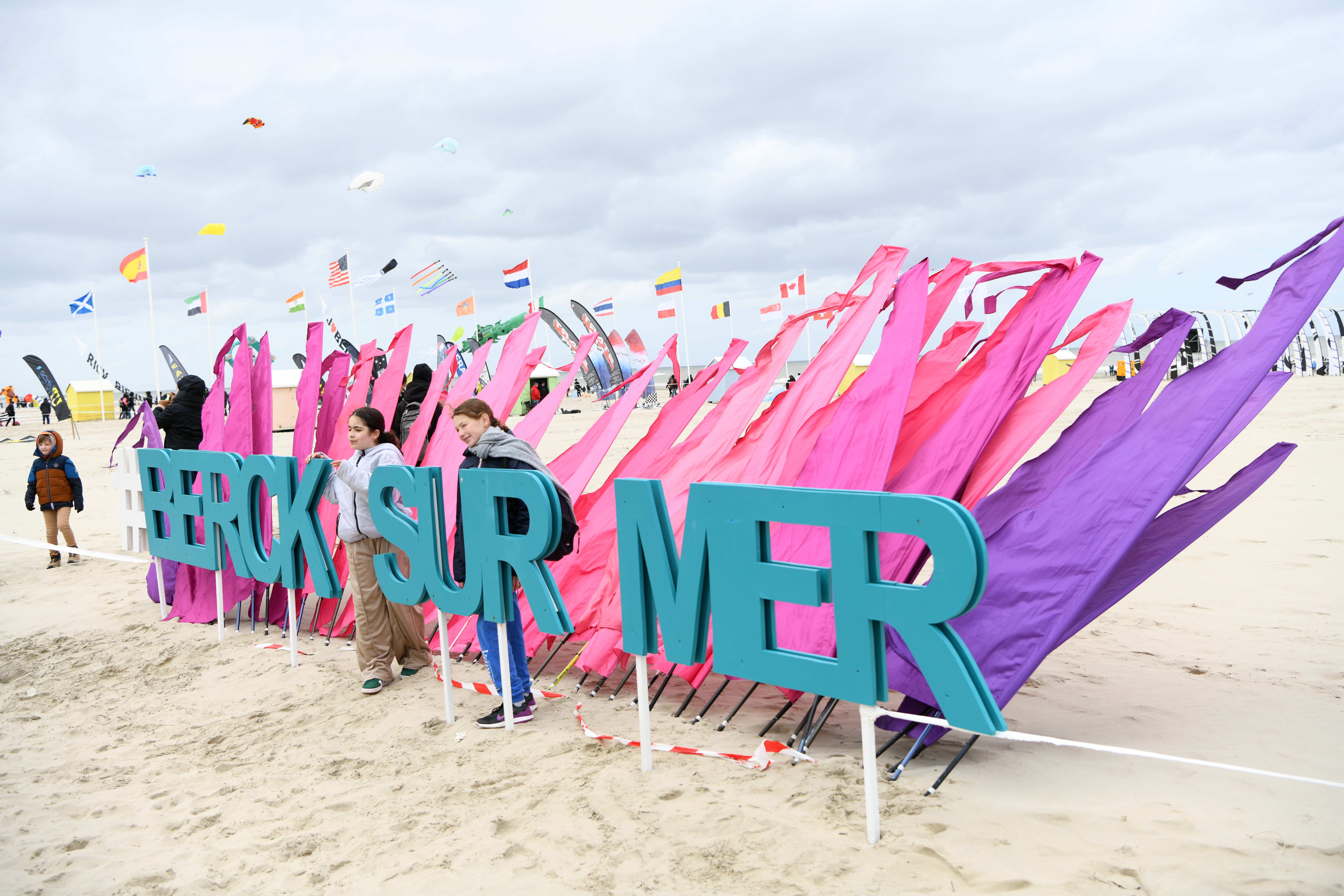 气候问题成今年贝尔克风筝节热门话题