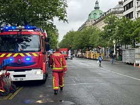 巴黎二区楼房起火，造成3人死亡 