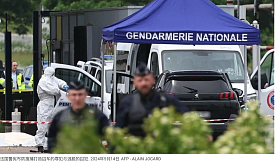 国际刑警出面 通缉法国打劫运囚警车的罪嫌 