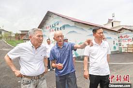 台湾退役将领帅化民参访江西多地 感叹两岸民间交流很重要