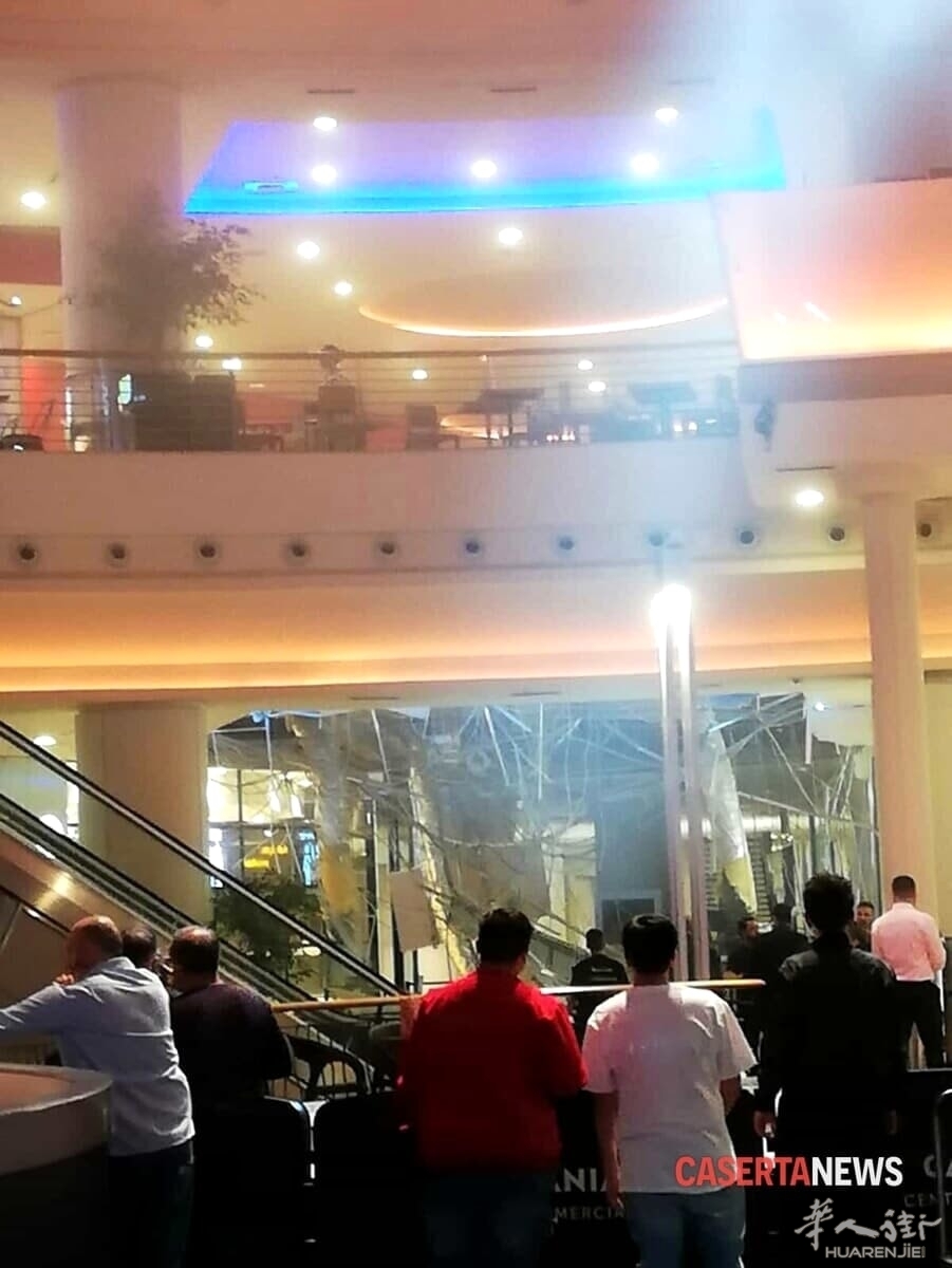 Crollo centro commerciale Campania, foto CasertaNews (5).jpg