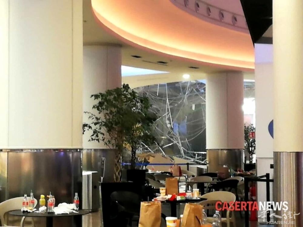 Crollo centro commerciale Campania, foto CasertaNews (6).jpg