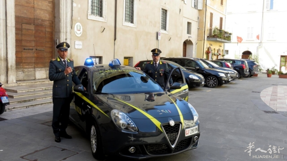 Guardia di finanza Foligno2.jpg