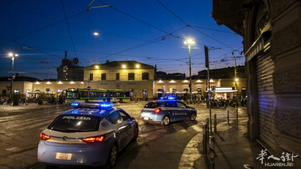 polizia notte (lapresse) - 1.jpg