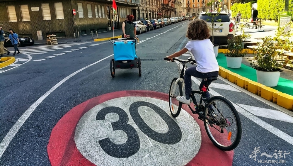 30-km-h-limite-velocità-milano.jpeg