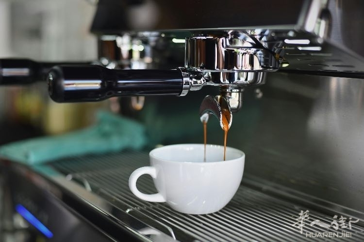 Caffe-fonte_pexels-sicilianews24.it_.jpg