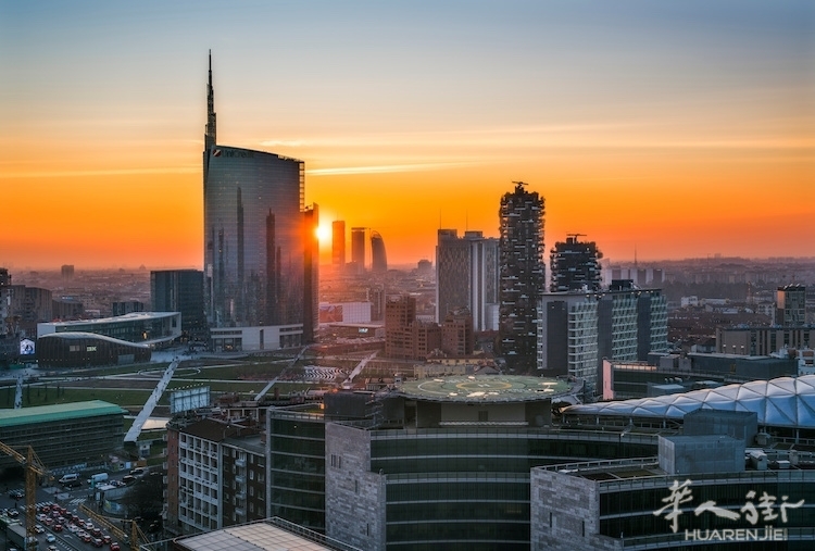 Area-C-a-Milano-dal-2025-pagamento-del-pedaggio-anche-sabato-e-domenica.jpeg article_img