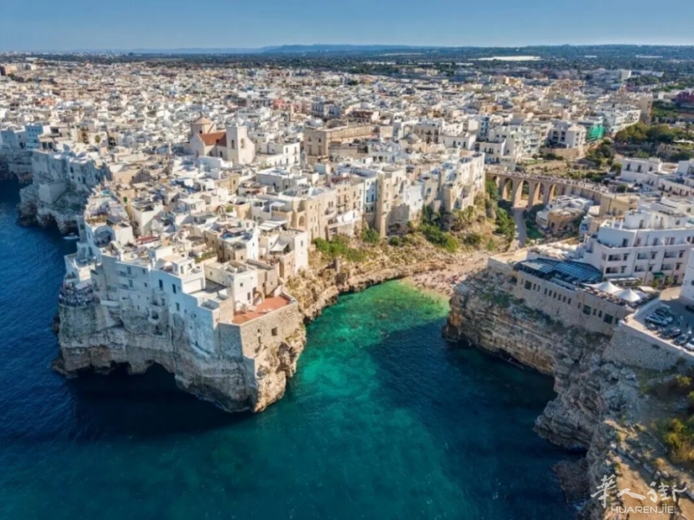 polignano-a-mare-1068x801.webp.jpg