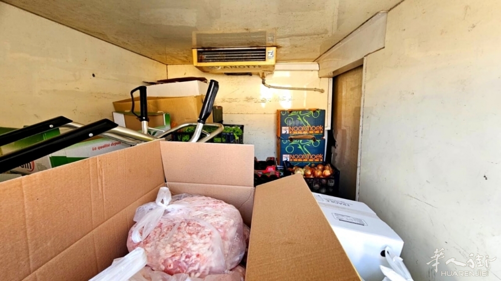 foto 3-22.jpg foto 3-22.jpg