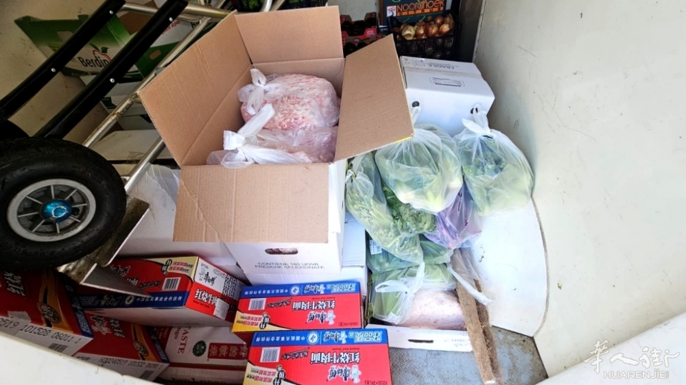 Nei guai è finito un quarantenne cinese.jpg Nei guai è finito un quarantenne cinese.jpg