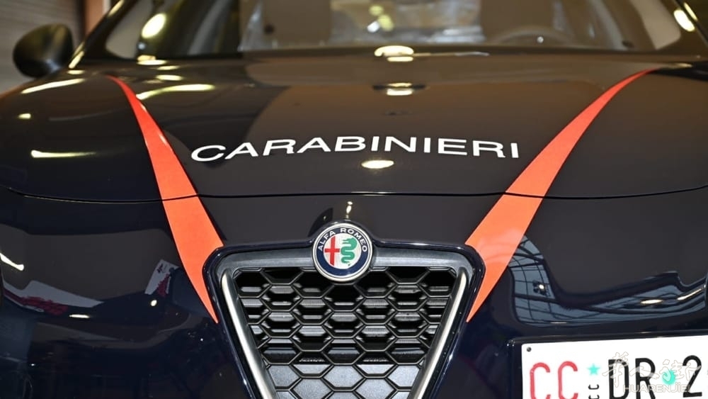 carabinieri 3-6-2.jpg