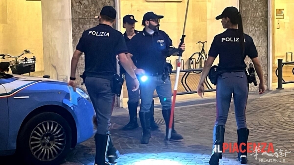 auto polizia rubata incidente 15.jpg article_img