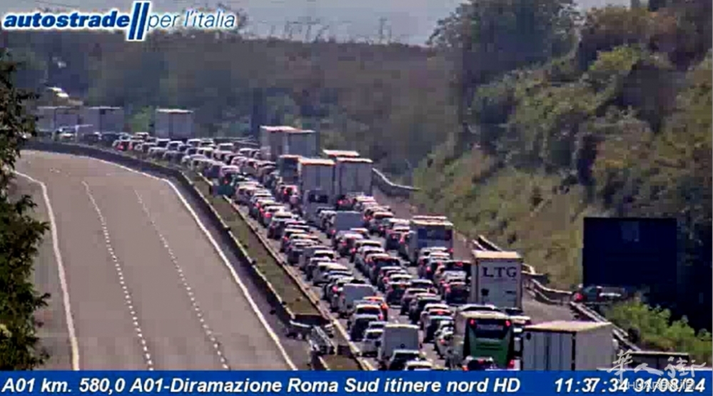 La cosa in autostrada verso Roma.jpg article_img