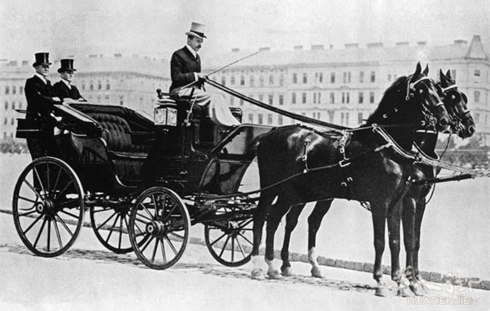 Parte-Guelfa-carrozza-Phaeton-carrozza.jpg