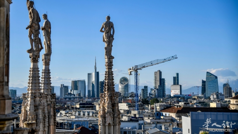 Panorama di Milano. Foto Claudio Furlan_LaPresse 07 Luglio 2022.jpg