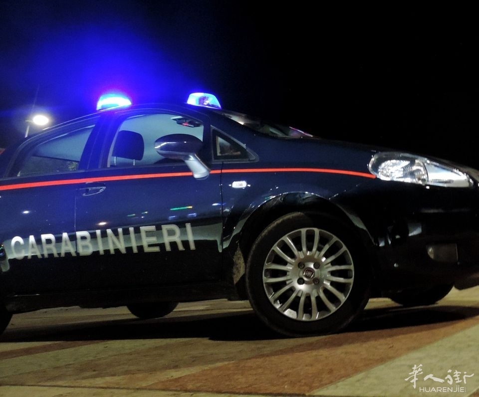 carabinieri-notte-ok.jpg