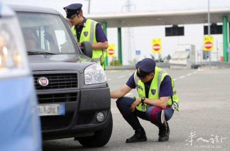 Controllo-gomme-posto-di-blocco-lagazzettadiviareggio.it_-768x505.jpg