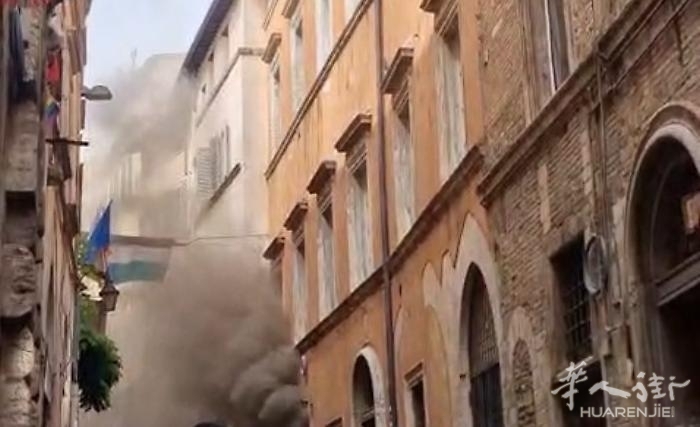 WhatsApp_Image_2025-05-13_at_18.09.15-1747152584909.jpeg--incendio_in_un_ristora.jpeg article_img