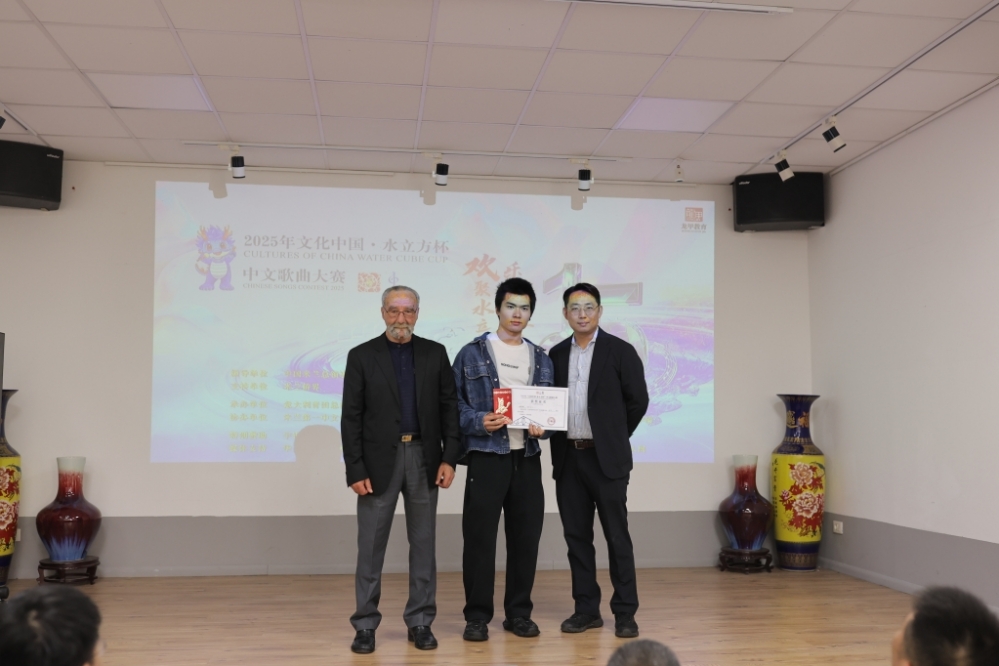 M30A0687.JPG article_img
