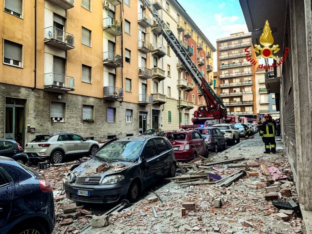 incendio-mansarda-via-nizza-250630-8.jpg article_img