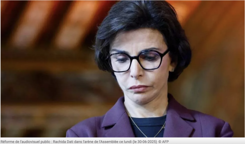 法文化部长达蒂（Rachida Dati）出师不利 草案遭议会否决 