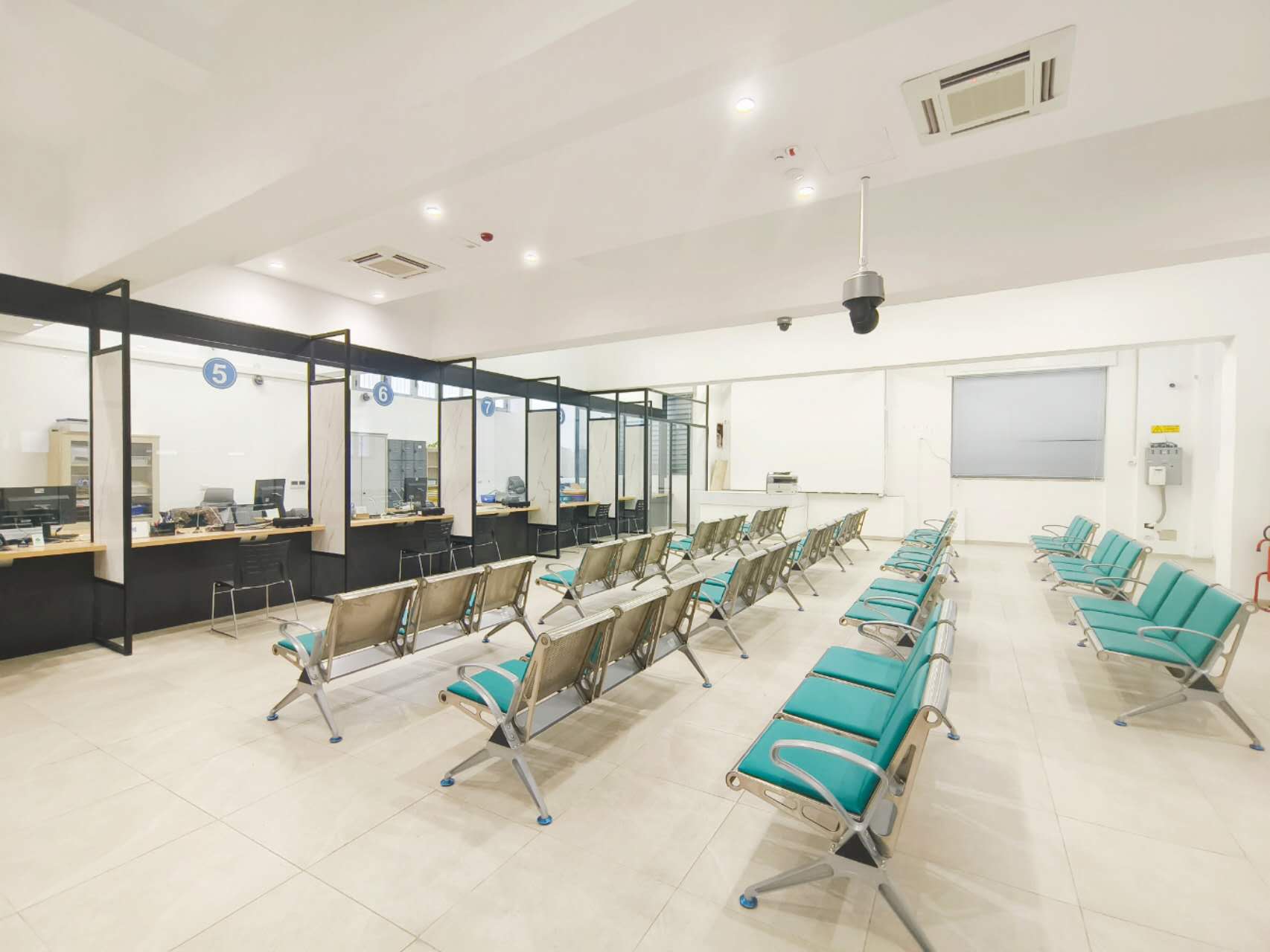 关于驻米兰总领馆启用全新领事大厅的通知 