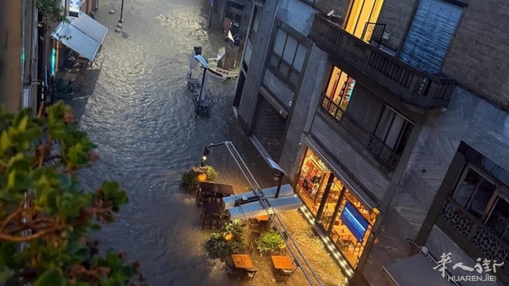 【视频】意大利都遭遇恶劣天气，米兰涨大水，科莫山体滑坡。 ... 