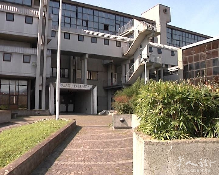 81c65d96451e407277fd509ee425fc45aeaf7adb.jpg 81c65d96451e407277fd509ee425fc45aeaf7adb.jpg