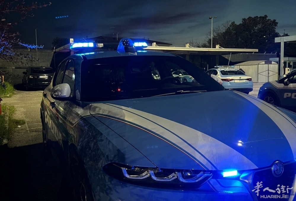 polizia-volante-notte-new.jpg polizia-volante-notte-new.jpg