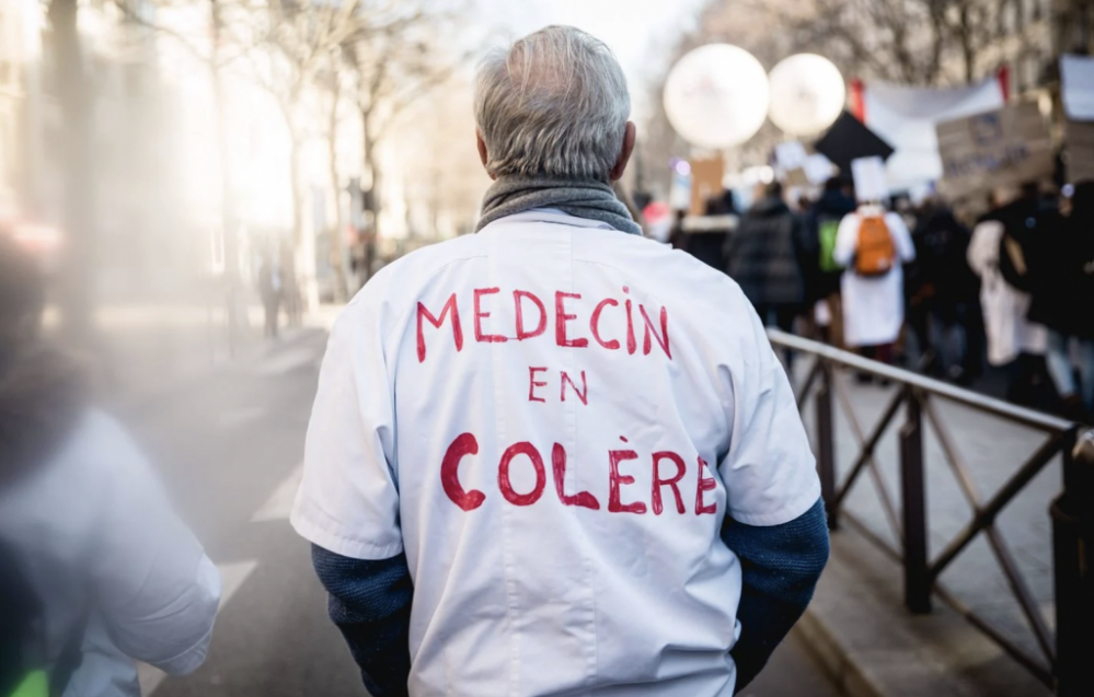 截屏2025-10-28 06.11.07.png 截屏2025-10-28 06.11.07.png