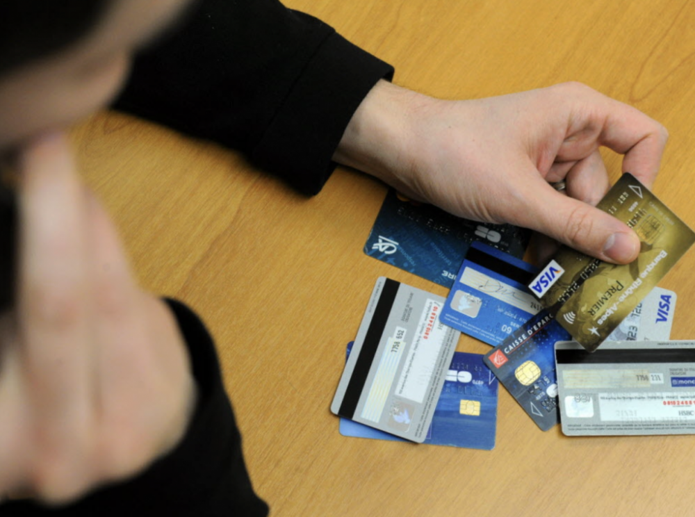 截屏2025-10-28 12.15.01.png 截屏2025-10-28 12.15.01.png