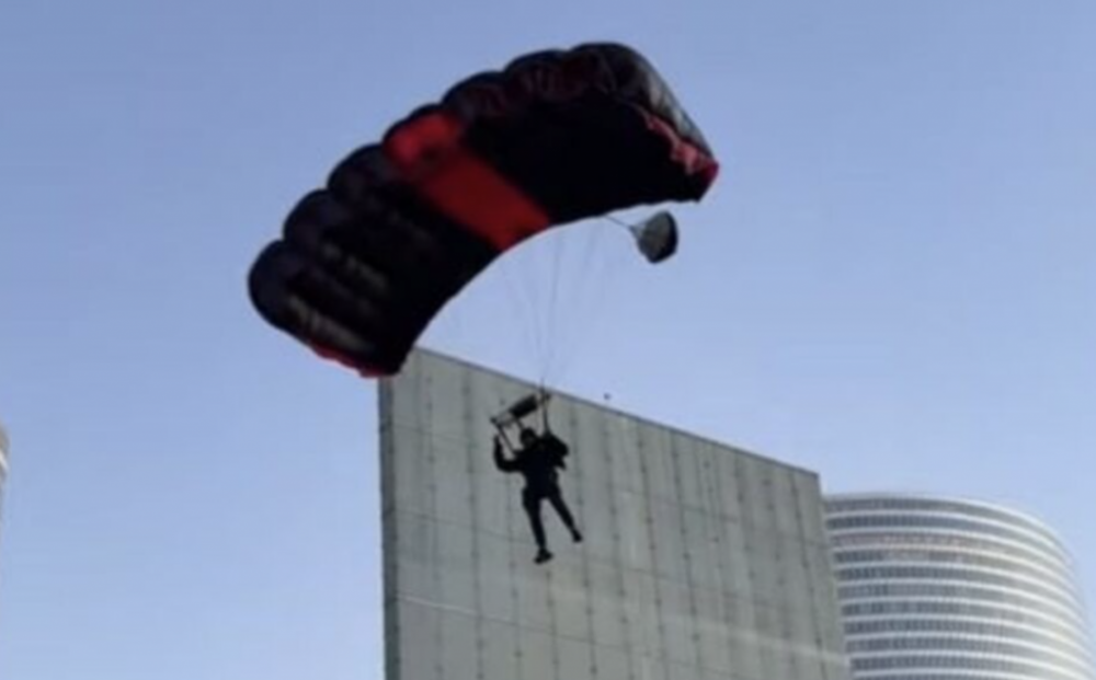 截屏2025-12-03 19.25.38.png 截屏2025-12-03 19.25.38.png