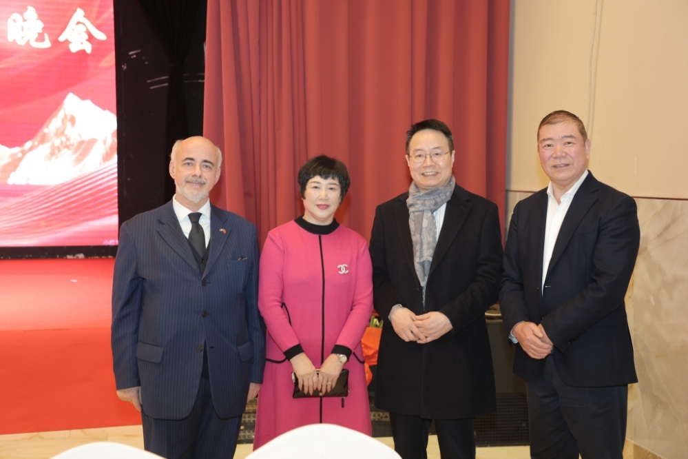 M30A2484.JPG M30A2484.JPG