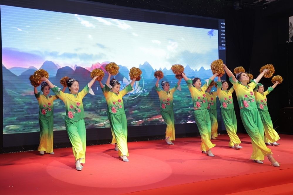 M30A2825.JPG M30A2825.JPG