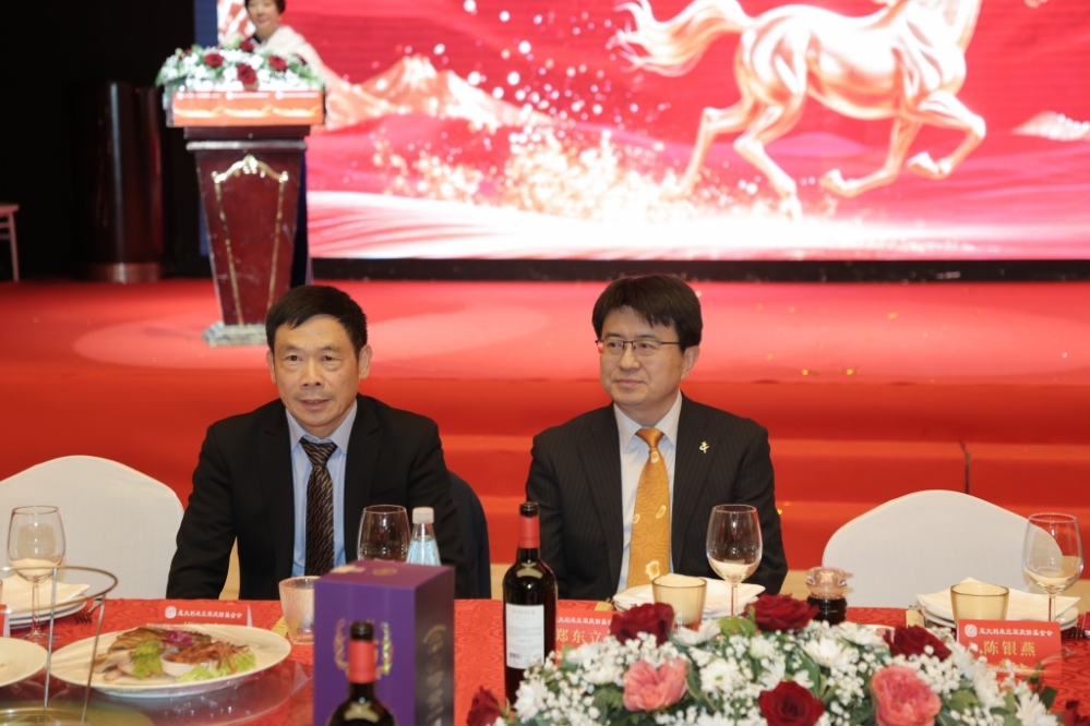 M30A2548.JPG M30A2548.JPG