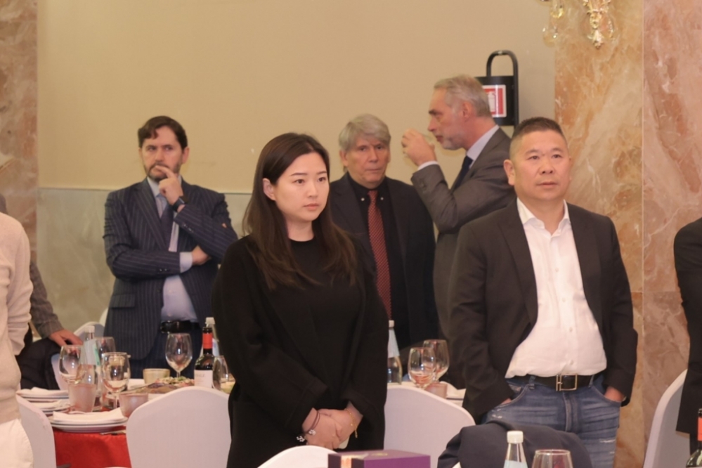 M30A2525.JPG M30A2525.JPG