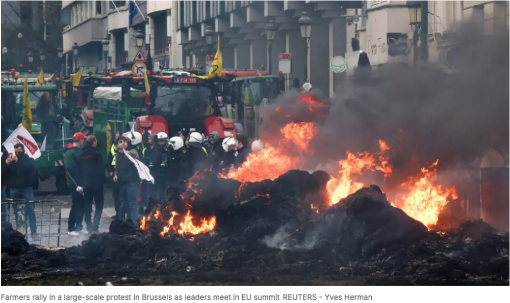 Capture d’écran 2025-12-19 à 09.48.37.png Capture d’écran 2025-12-19 à 09.48.37.png