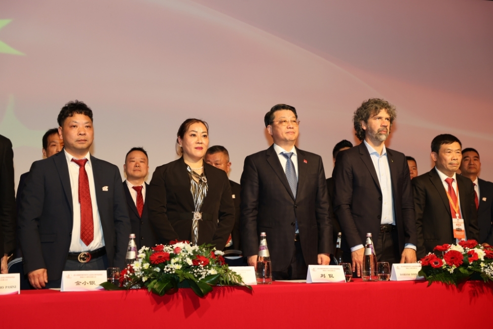 M30A9293.JPG M30A9293.JPG