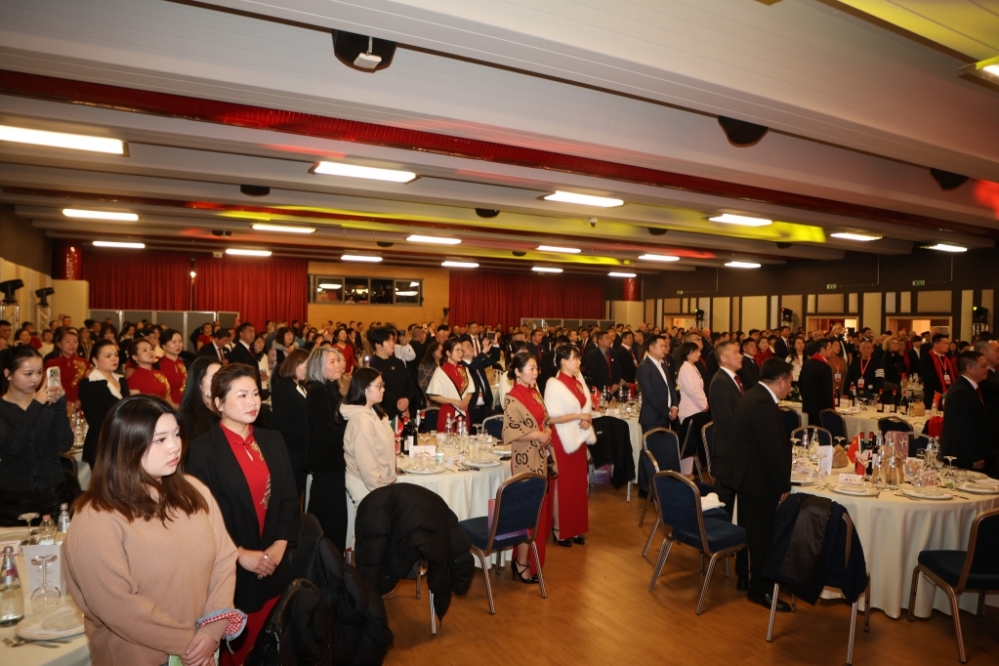 M30A9323.JPG M30A9323.JPG