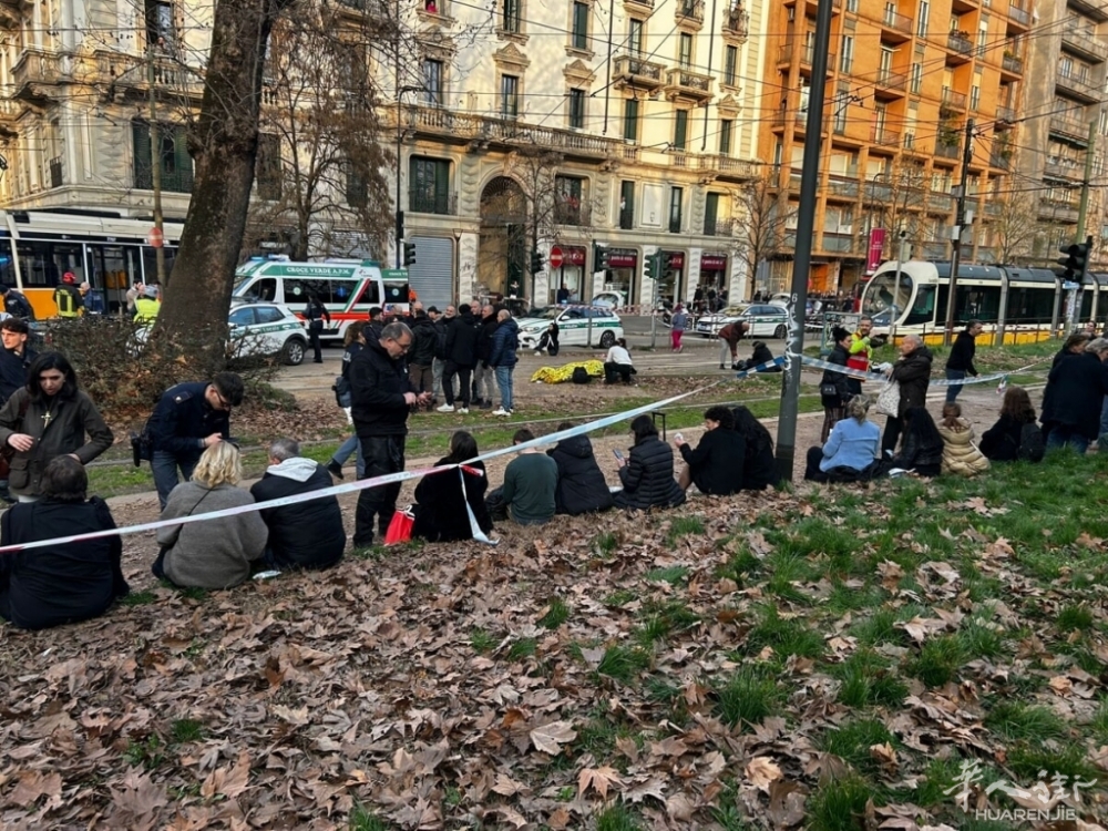 Tram deraglia a Milano (foto Mesa Paniagua_MilanoToday) - 3.jpg